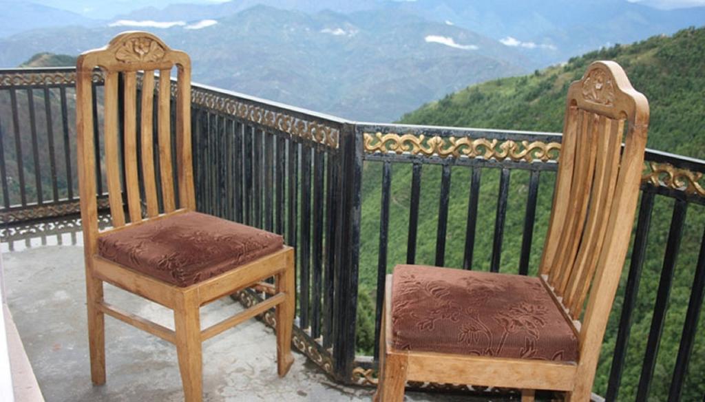 Cozy Swiss Meadows Khajjiar Exterior foto