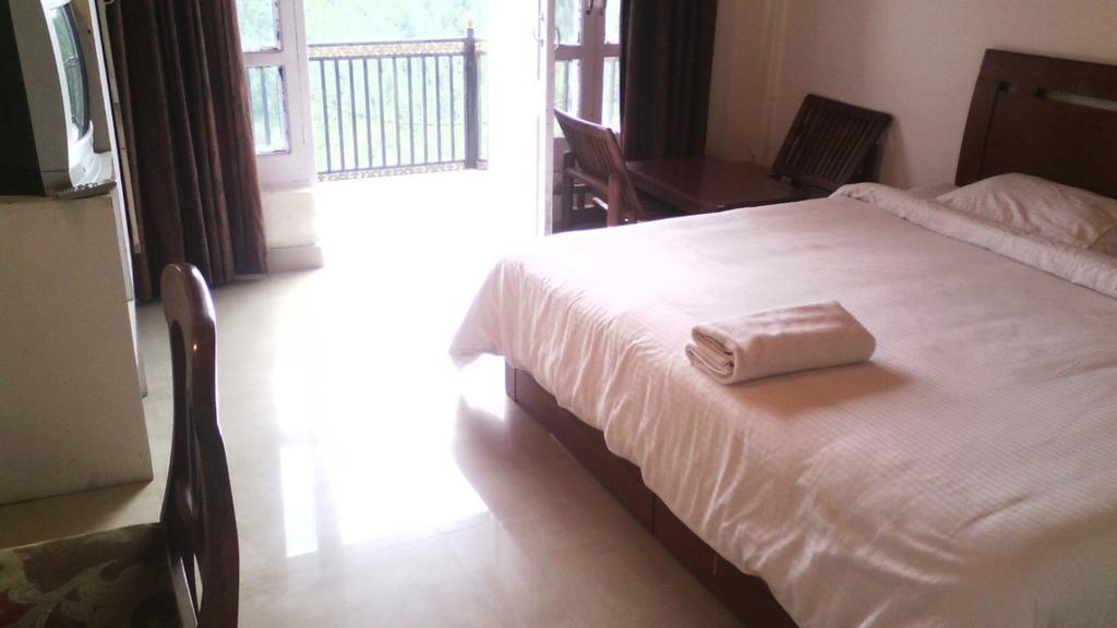 Cozy Swiss Meadows Khajjiar Quarto foto