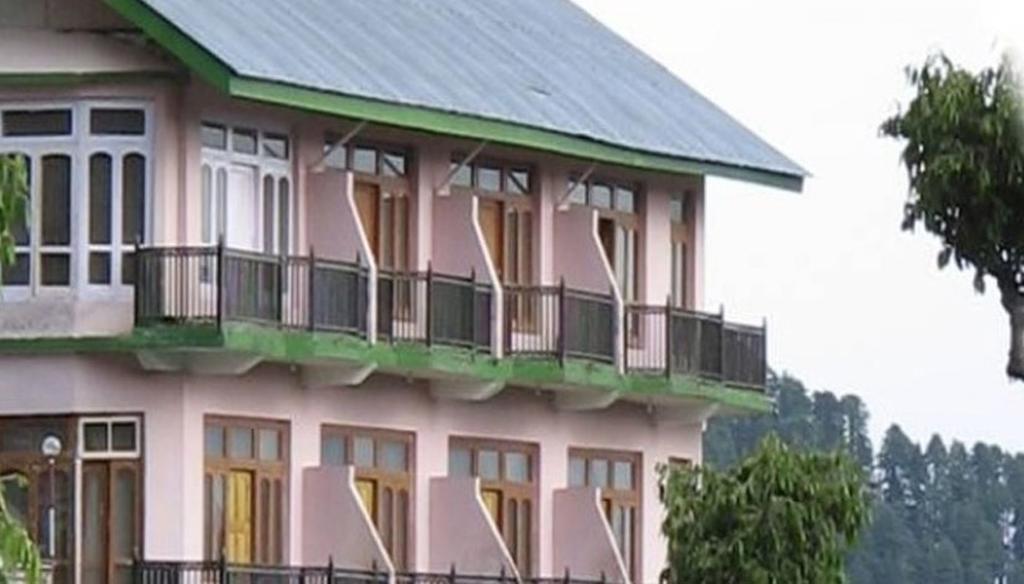 Cozy Swiss Meadows Khajjiar Exterior foto